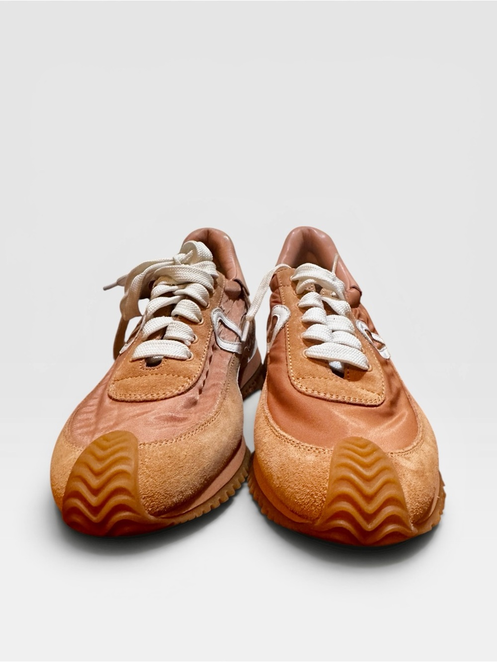 NEW! Loewe Flow Runner Sneakers - Picture 3 of 8
